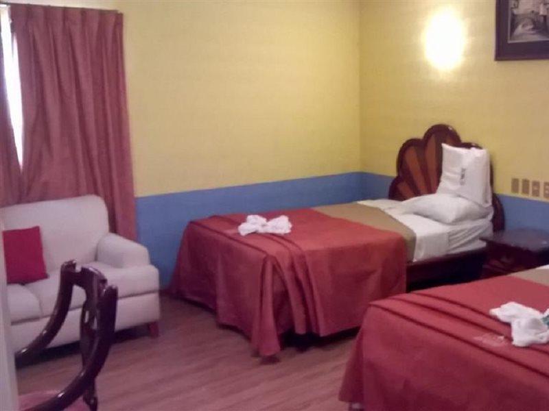 Hotel Real Tlaxcala Esterno foto